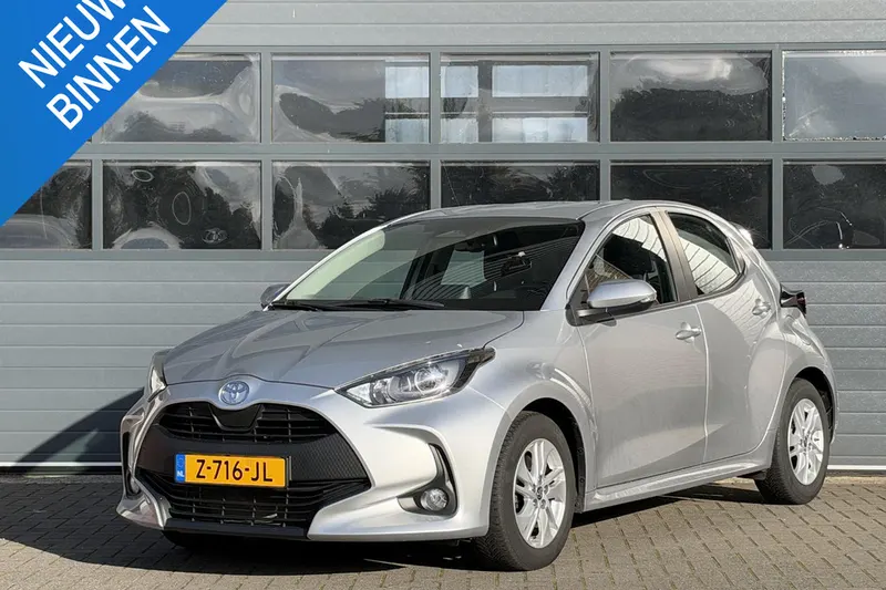 Toyota Yaris (2024)