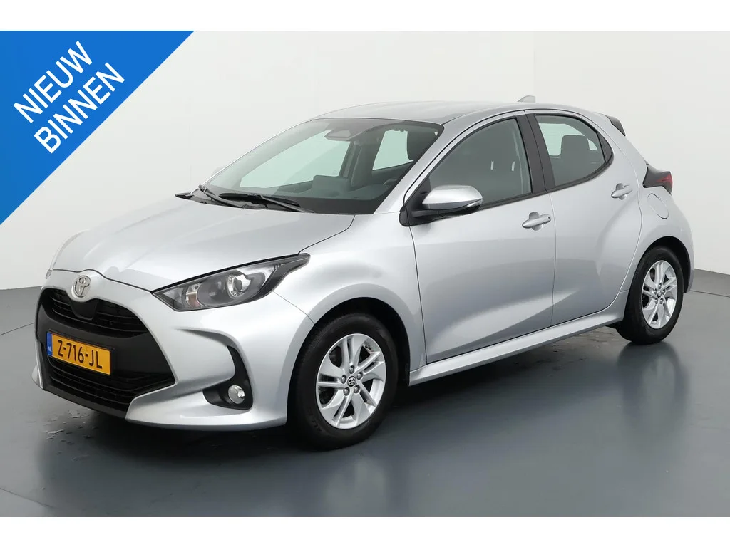 Toyota Yaris (2024) — foto 1
