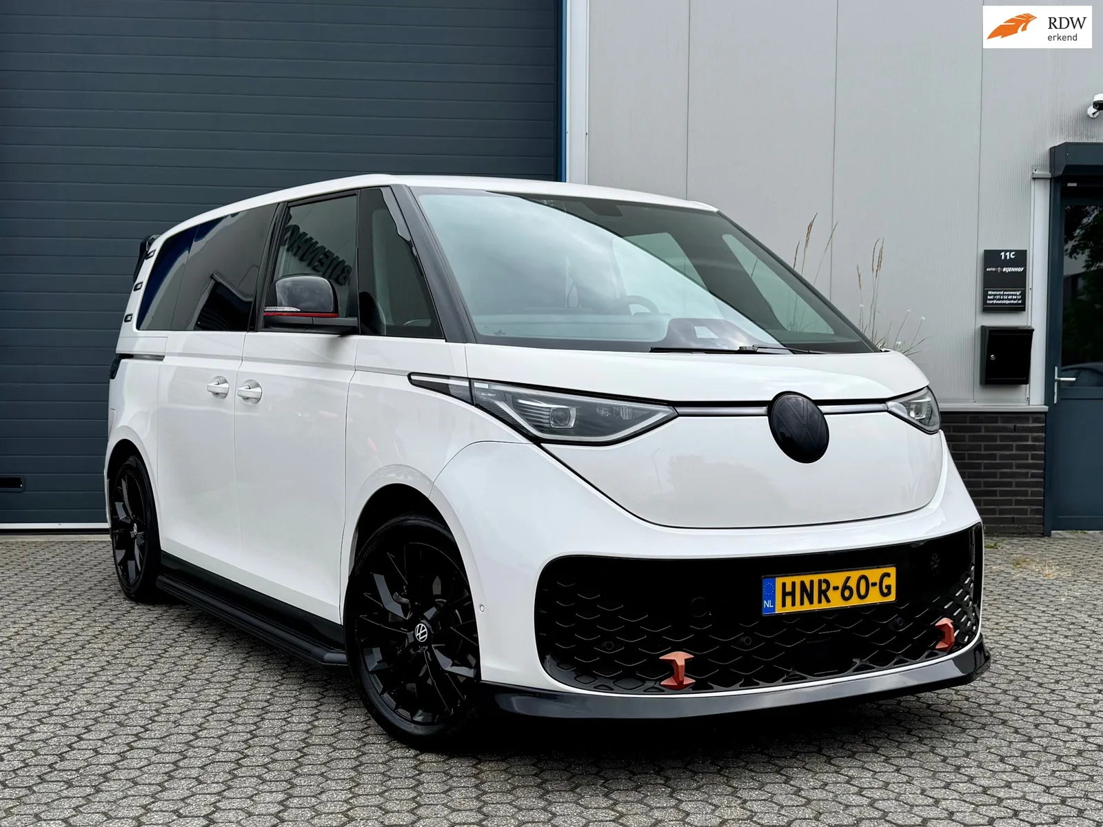 Volkswagen ID. Buzz (2023) — foto 1