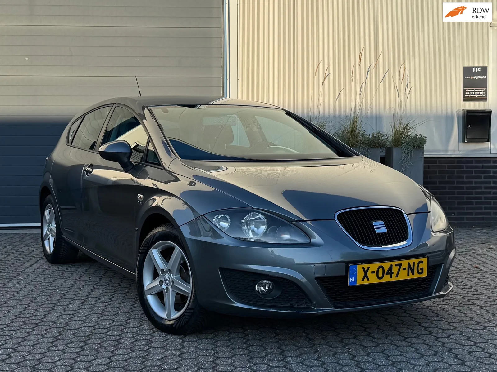 SEAT Leon (2012) — foto 1