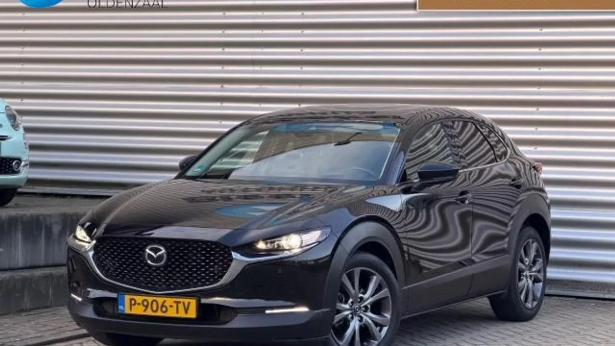 Mazda CX-30 (2022) — foto 1