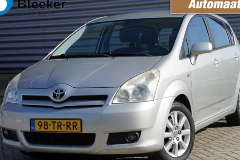 Toyota VERSO (2007)