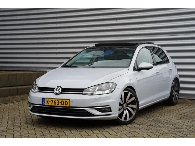 Volkswagen Golf (2018) — foto 1