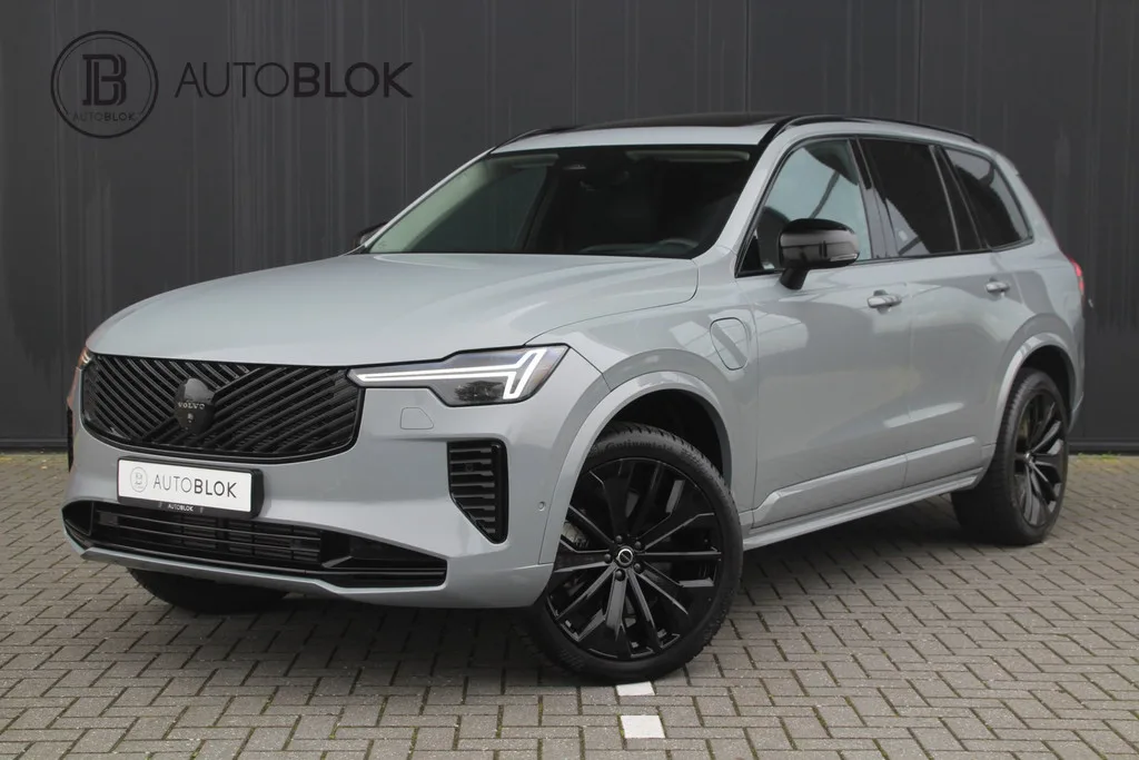 Volvo XC90 (2025) — foto 1