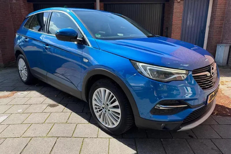 Opel Grandland X (2018)
