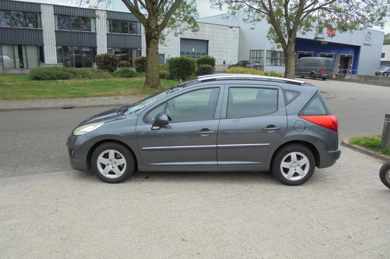 Peugeot 207 (2012)