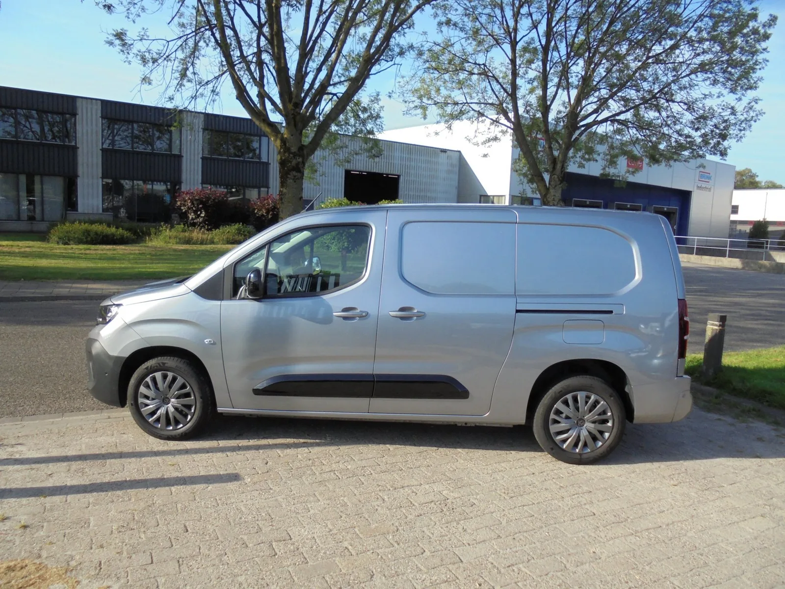 Peugeot Partner (2024) — foto 1