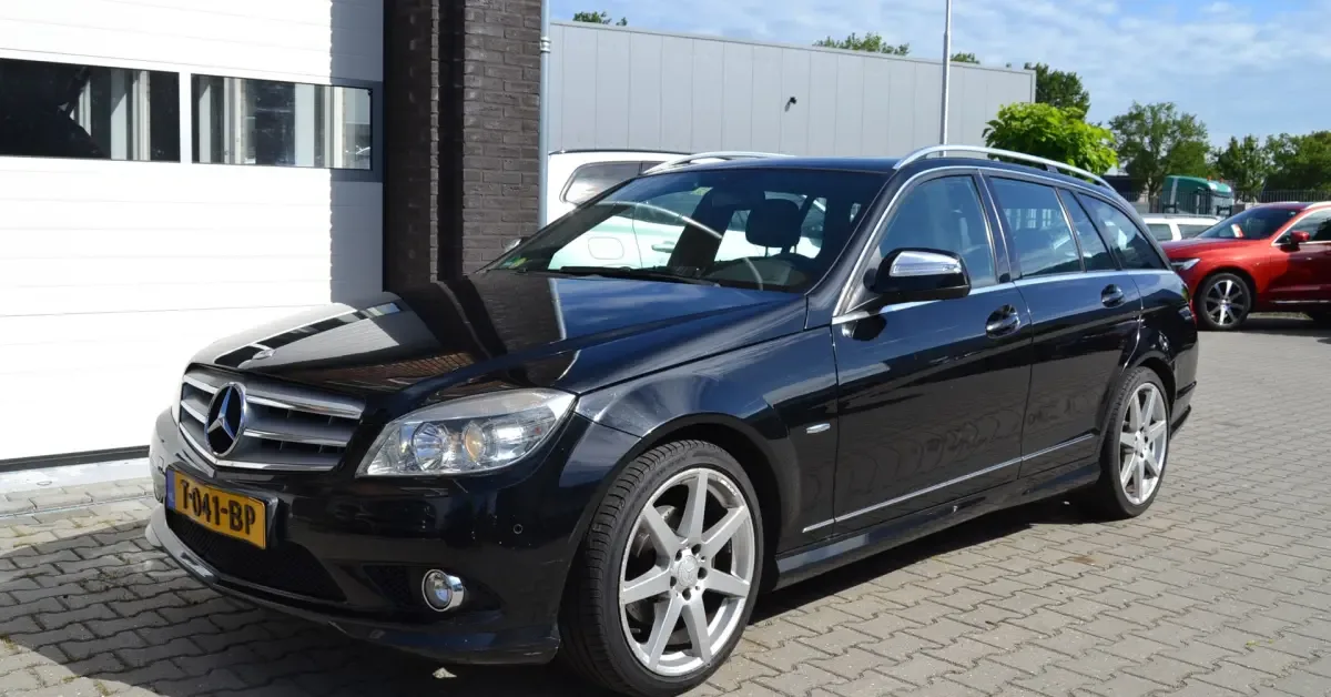 Mercedes-Benz C-Klasse (2007) — foto 1