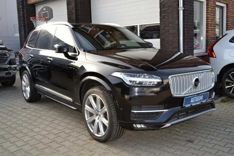 Volvo XC90 (2016)