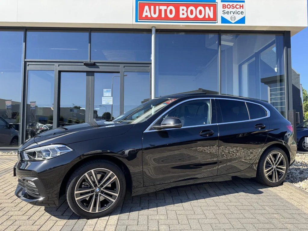 BMW 1-Serie (2022) — foto 1