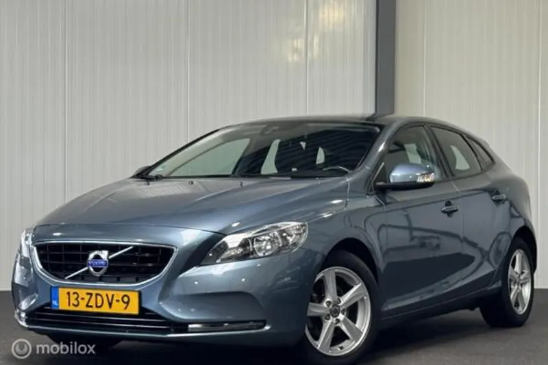 Volvo V40 (2012)