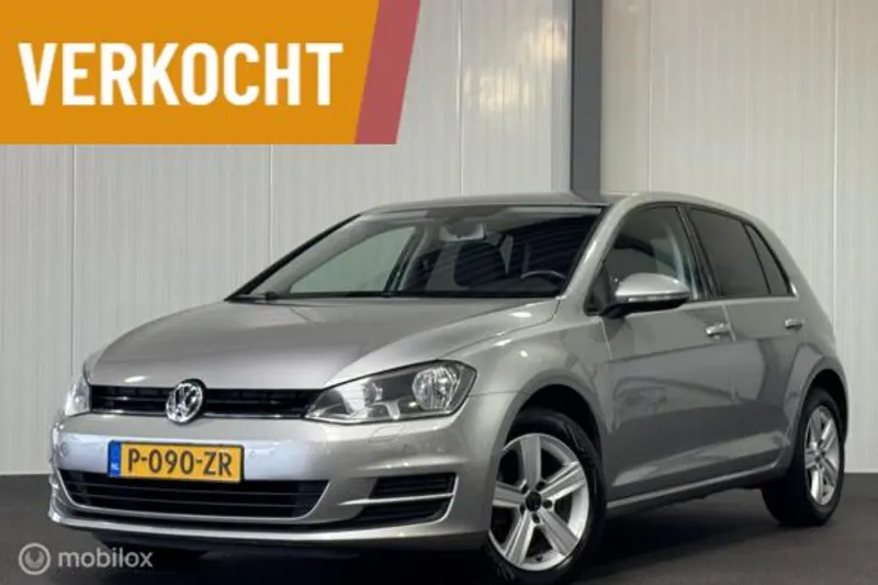 Volkswagen Golf (2022)