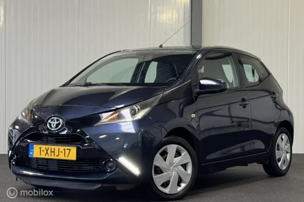 Toyota Aygo (2014) — foto 1