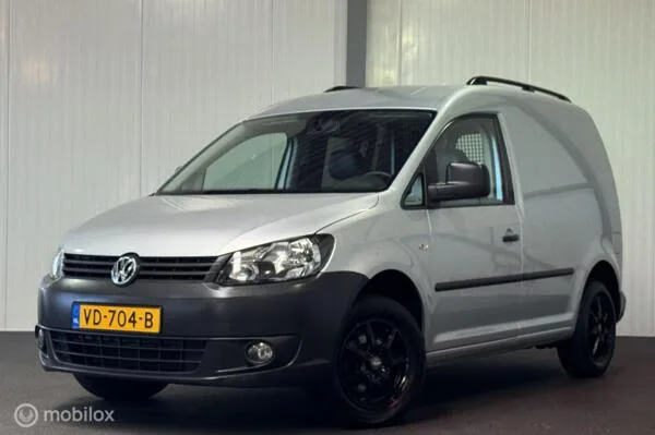 Volkswagen Caddy (2013) — foto 1