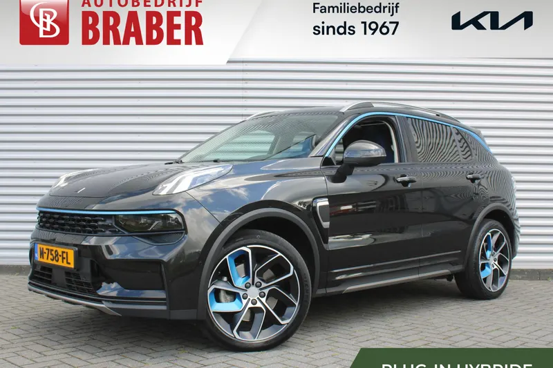 Lynk & Co 01 (2021)