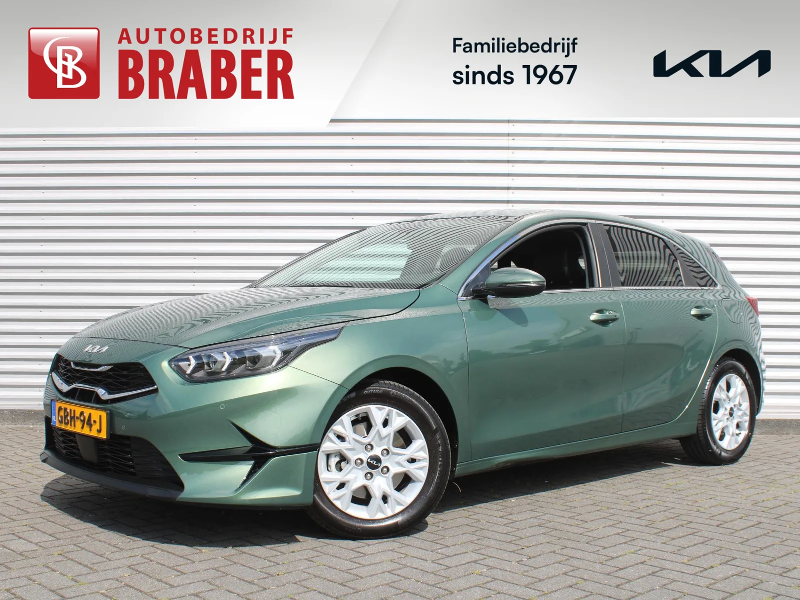 Kia Ceed (2024) — foto 1