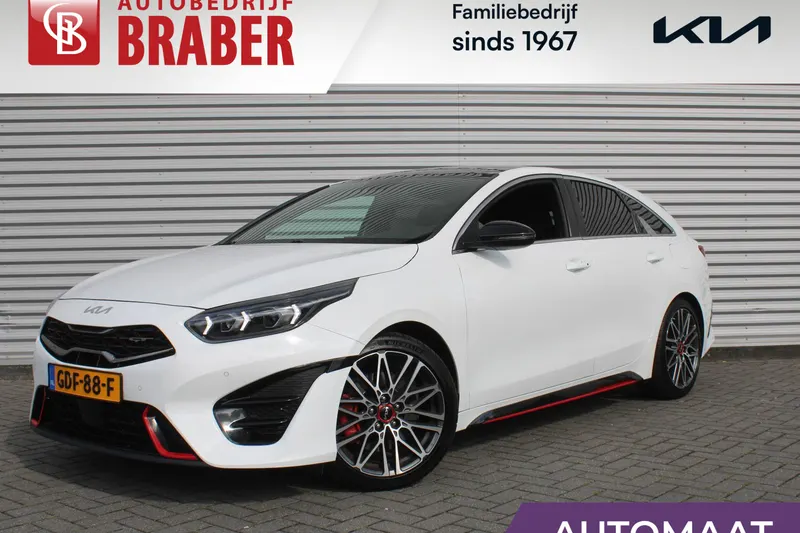 Kia ProCeed (2024)