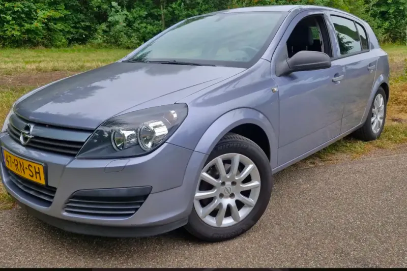 Opel Astra (2005)