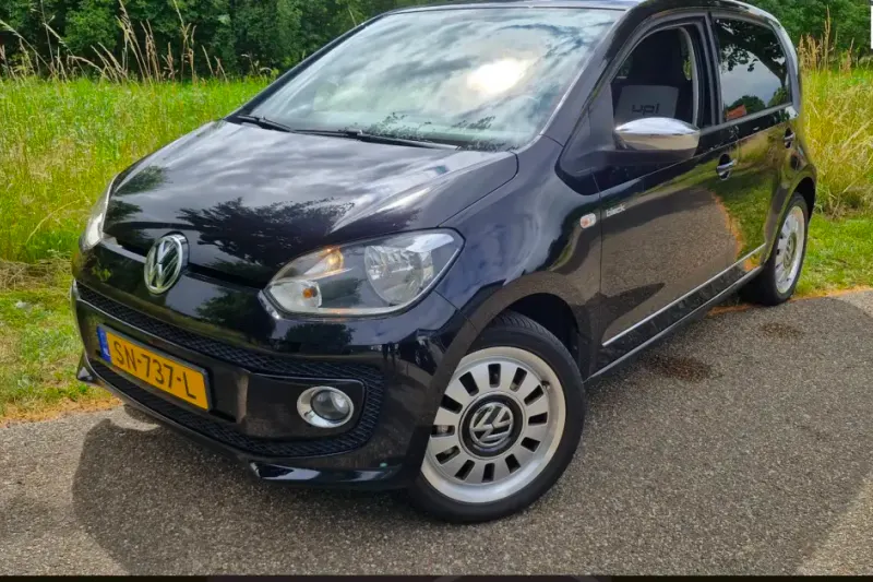 Volkswagen Up! (2012)