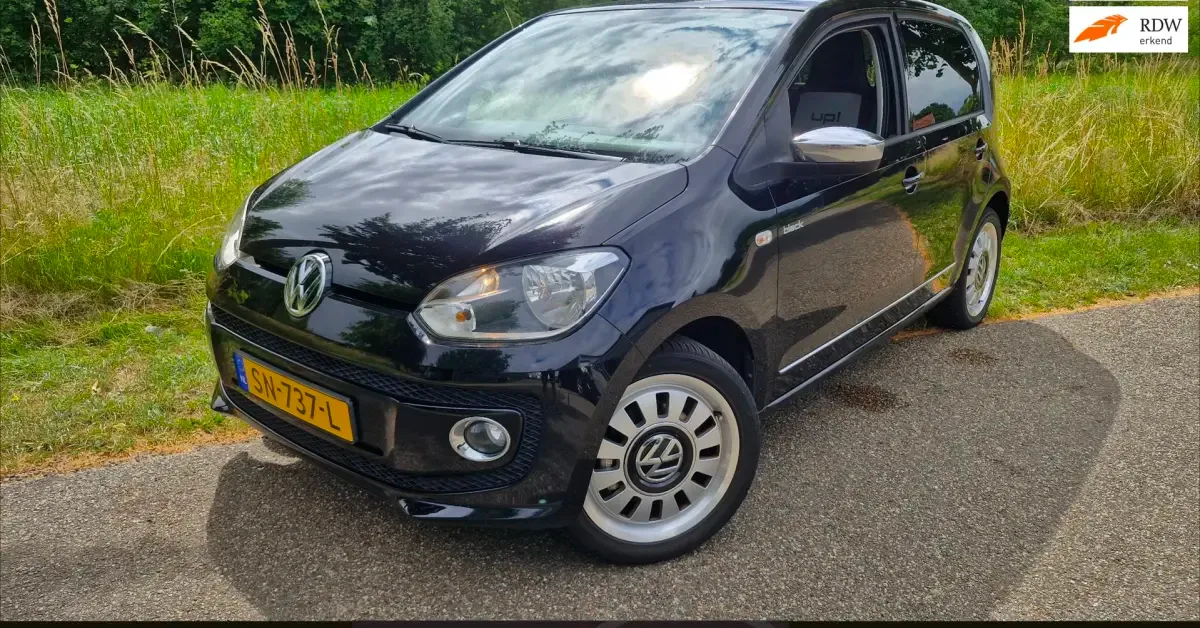 Volkswagen Up! (2012) — foto 1