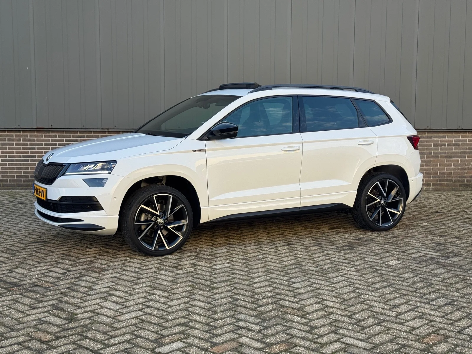Škoda Karoq (2019) — foto 1
