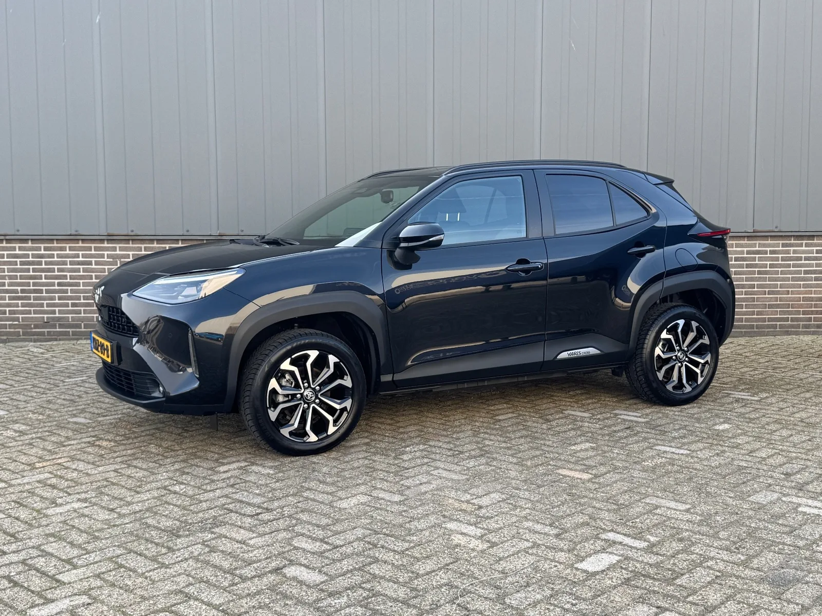 Toyota Yaris Cross (2025) — foto 1