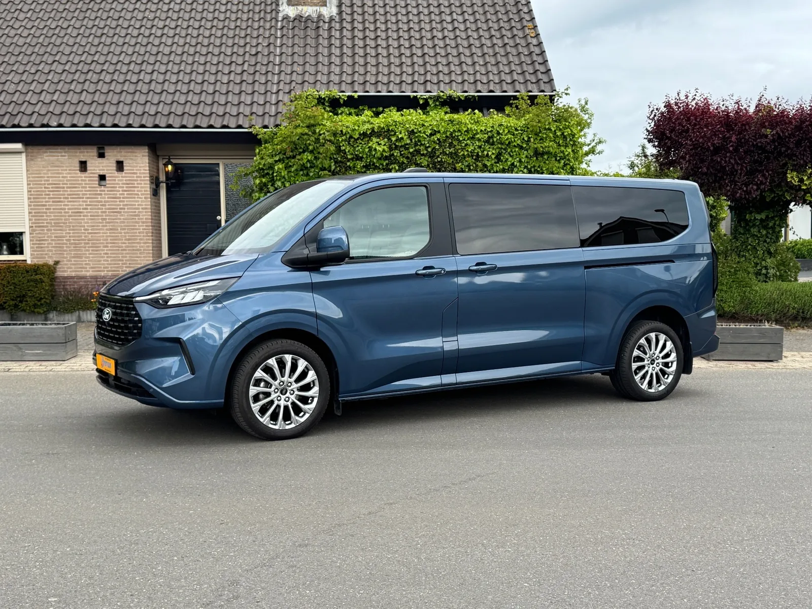 Ford Transit Custom (2023) — foto 1