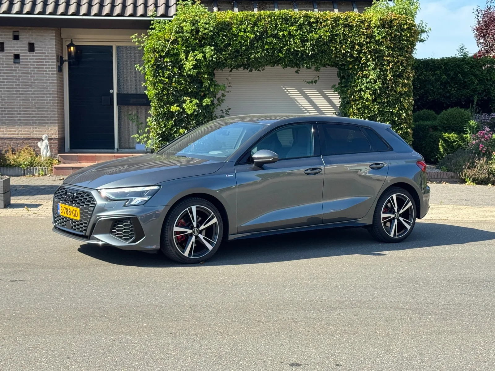 Audi A3 (2022) — foto 1