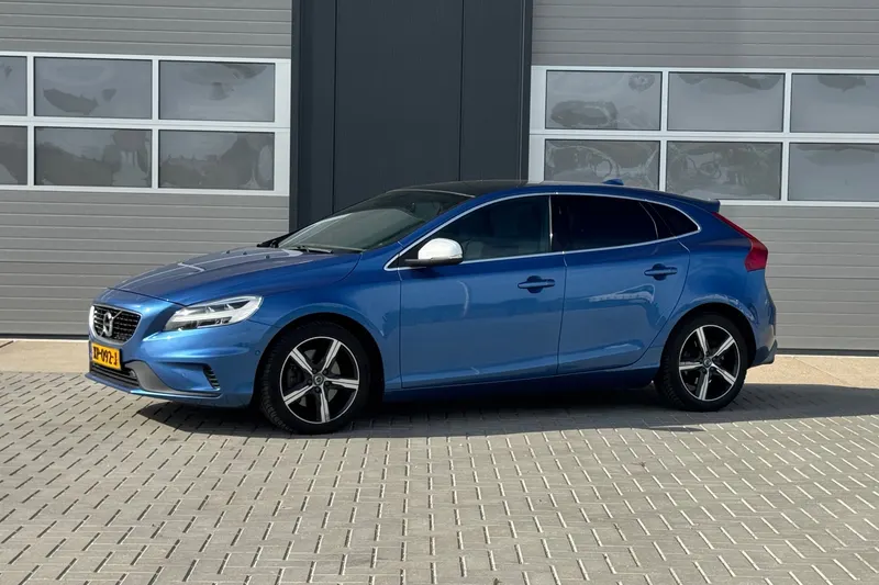 Volvo V40 (2019)