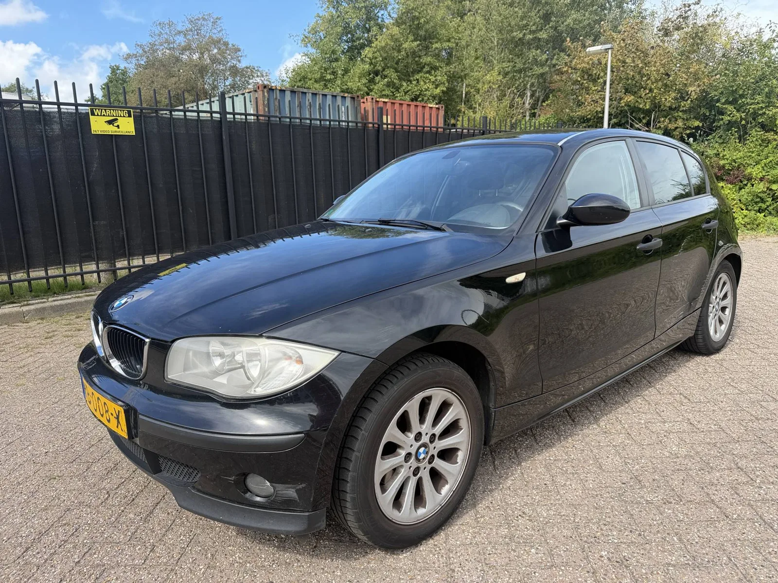 BMW 1-Serie (2006) — foto 1