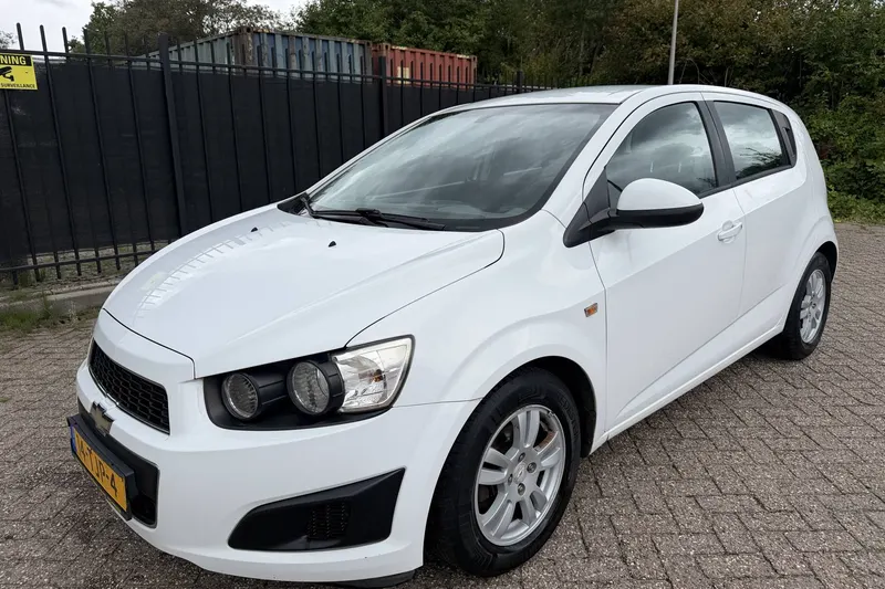 Chevrolet Aveo (2012)