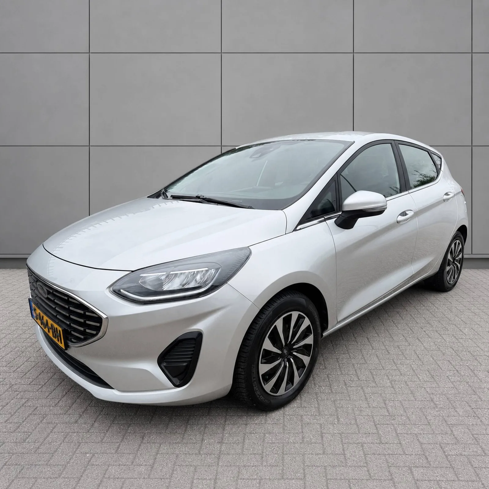 Ford Fiesta (2023) — foto 1