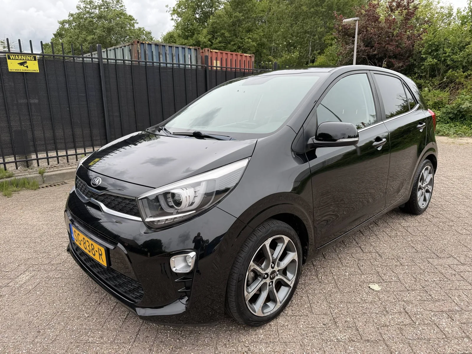 Kia Picanto (2018) — foto 1