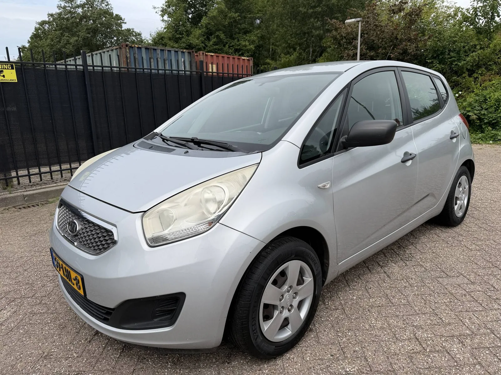 Kia Venga (2010) — foto 1