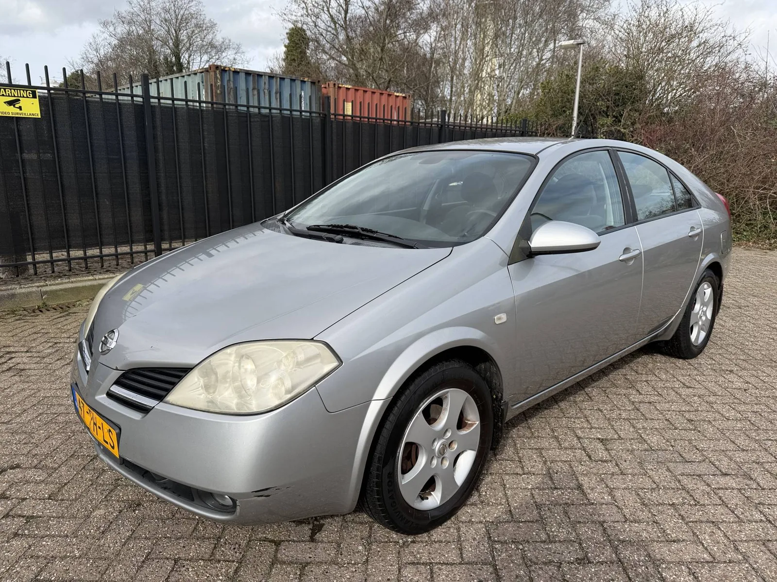 Nissan Primera (2004) — foto 1