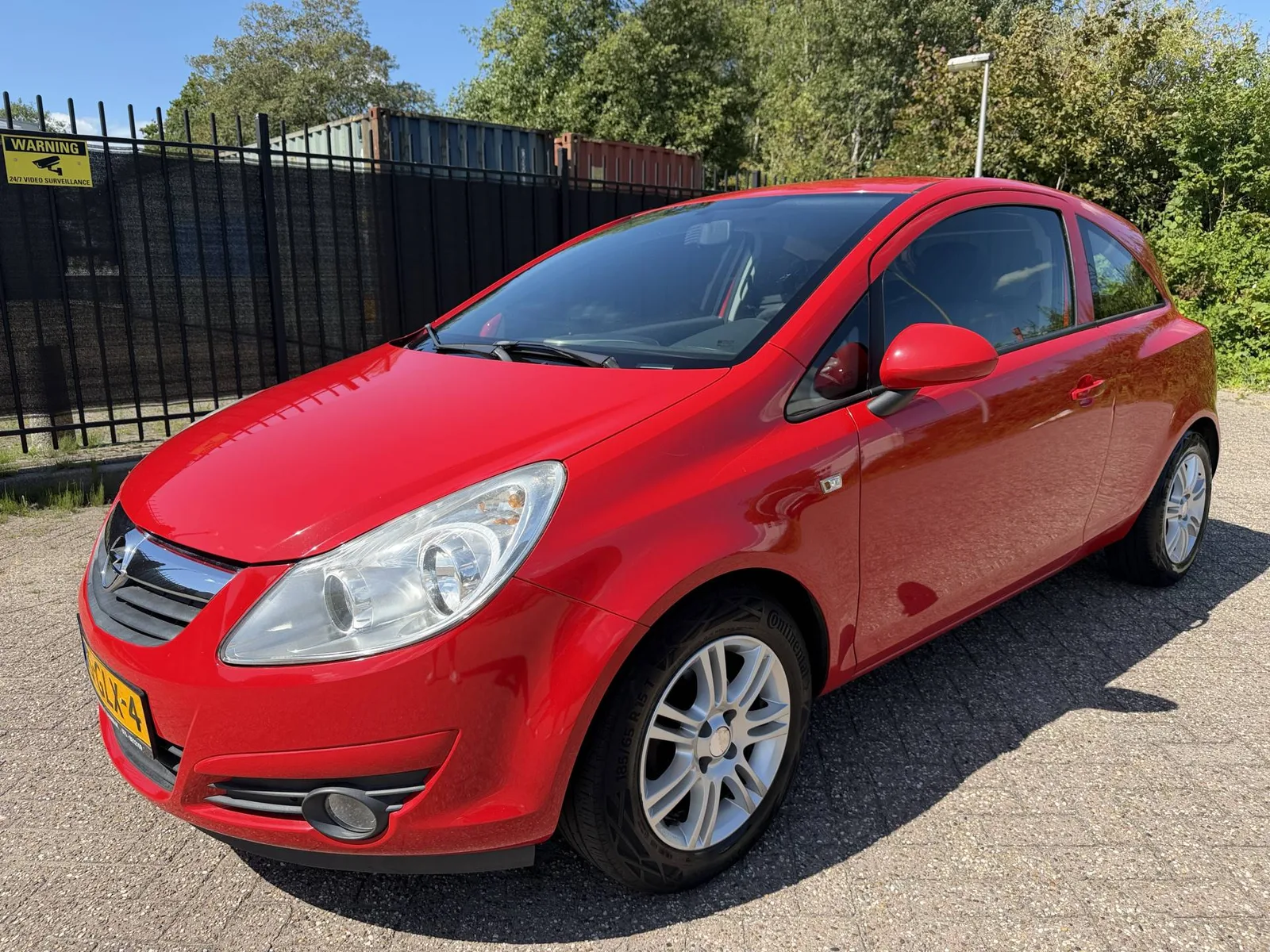 Opel Corsa (2008) — foto 1