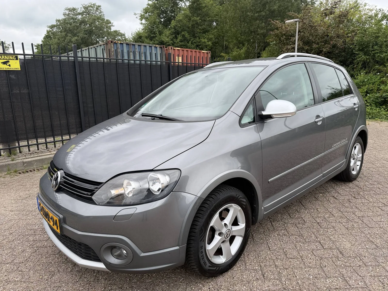 Volkswagen Golf (2011) — foto 1