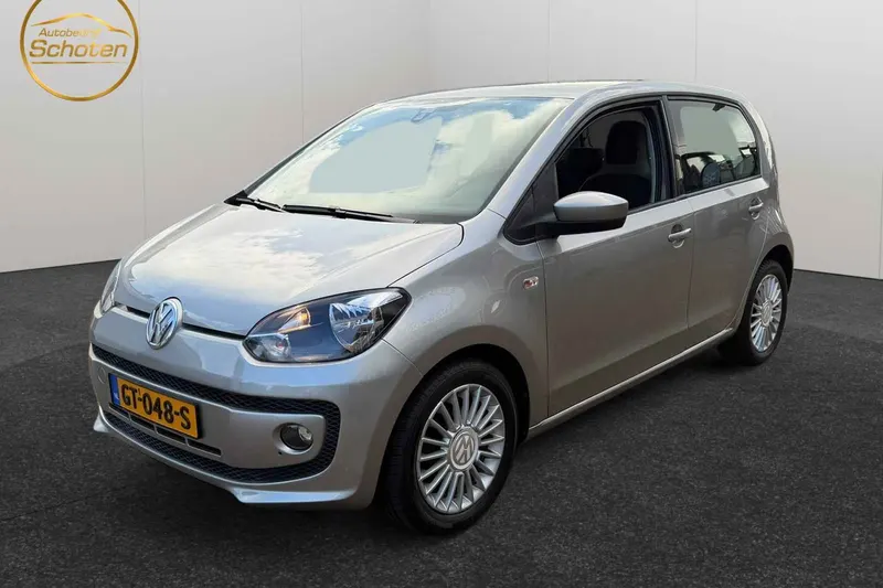 Volkswagen Up! (2015)