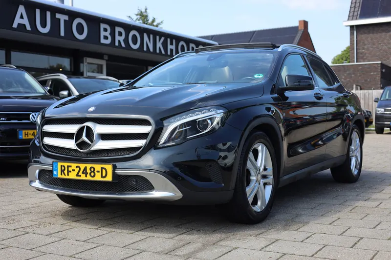 Mercedes-Benz GLA (2017)