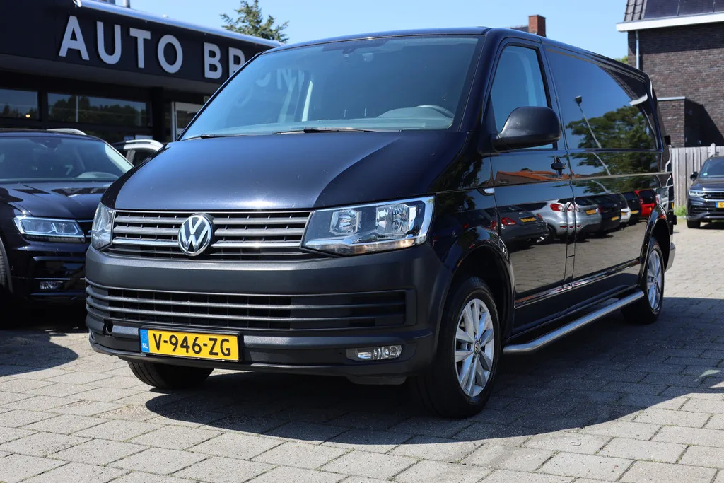 Volkswagen Transporter (2019) — foto 1