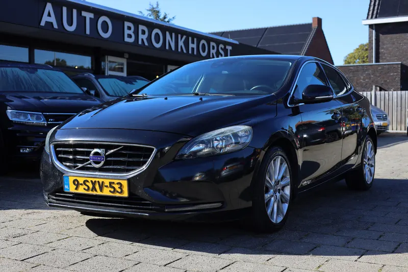 Volvo V40 (2013)