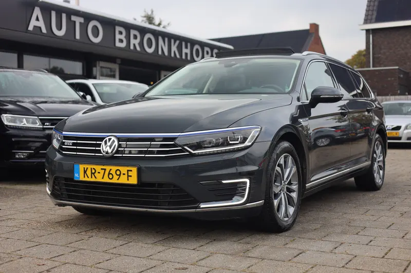 Volkswagen Passat (2016)