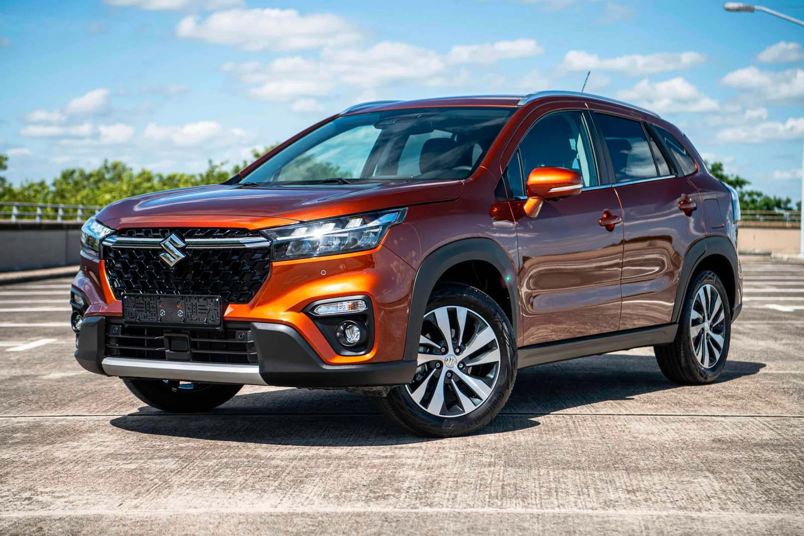 Suzuki S-Cross (2025) — foto 1