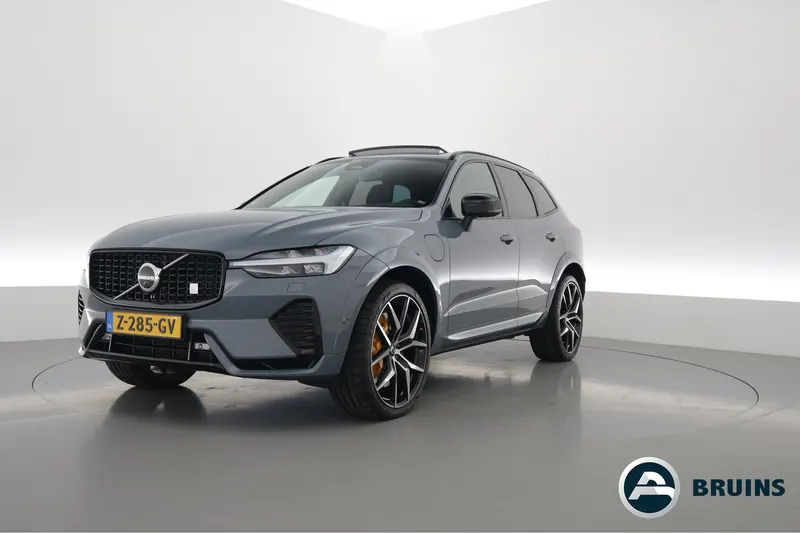 Volvo XC60 (2024)