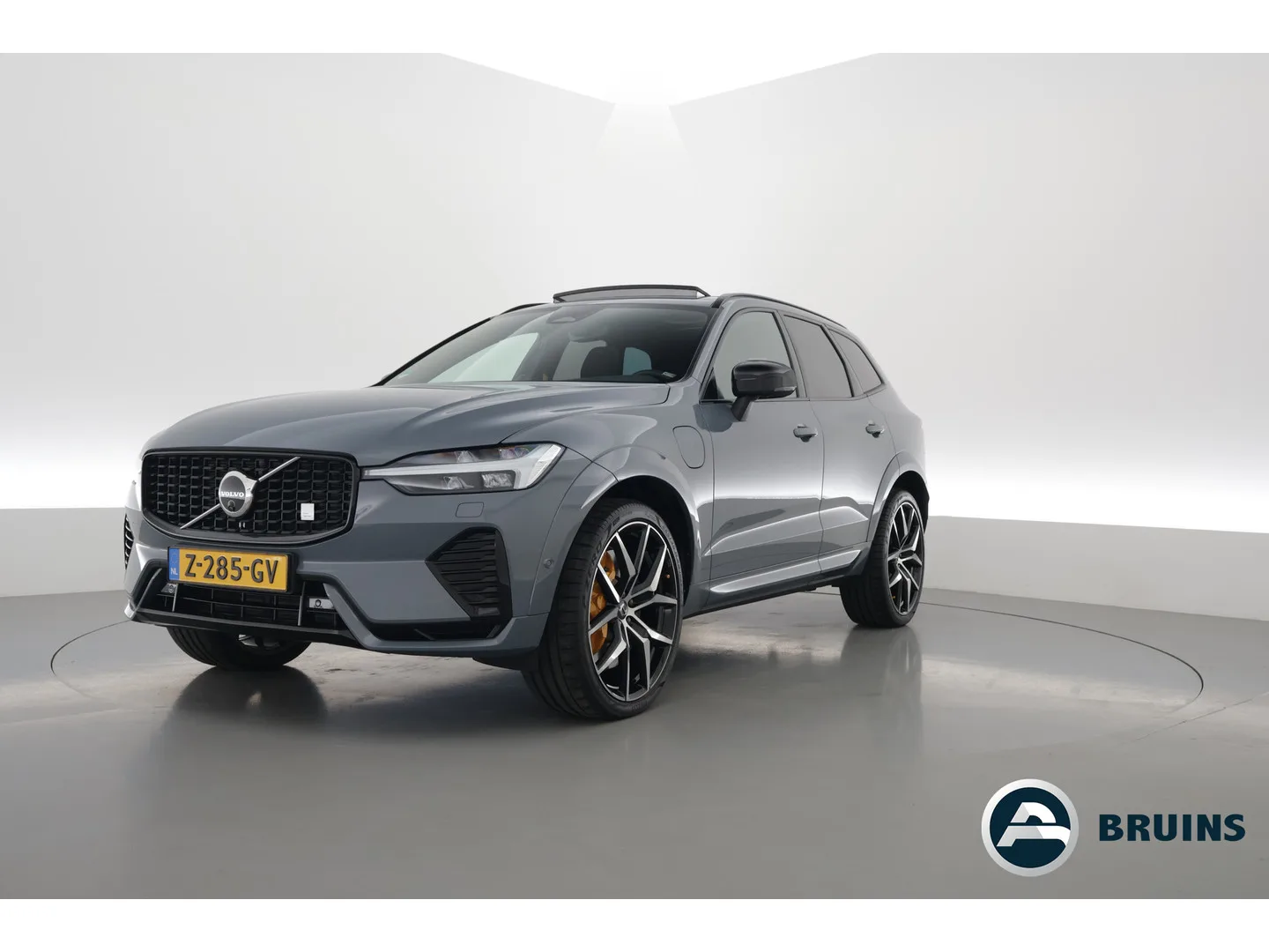 Volvo XC60 (2024) — foto 1