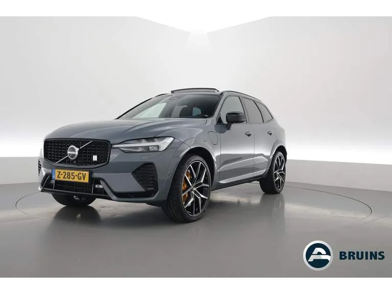 Volvo XC60 (2024) — foto 1