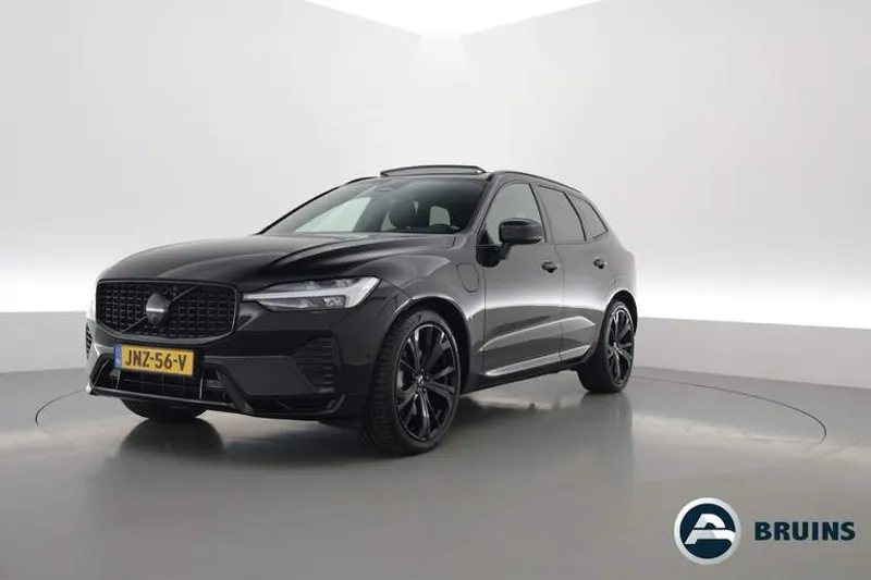 Volvo XC60 (2025)