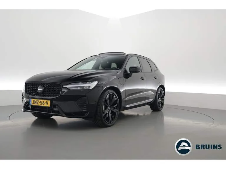 Volvo XC60 (2025) — foto 1