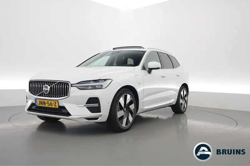Volvo XC60 (2025)