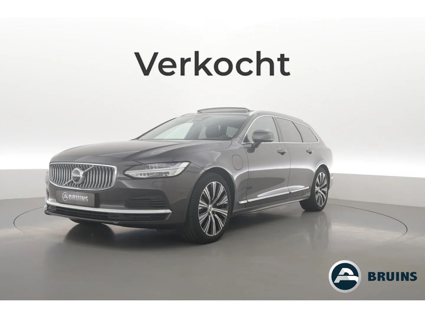 Volvo V90 (2022) — foto 1